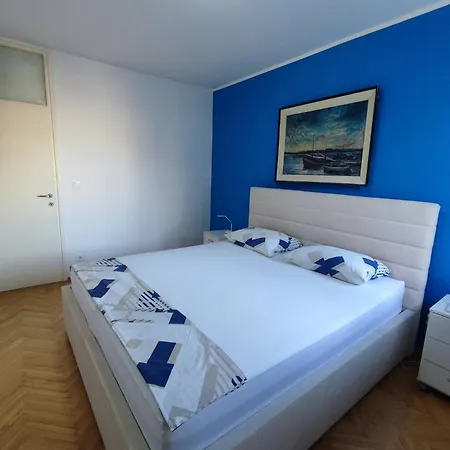 Apartment Maja *